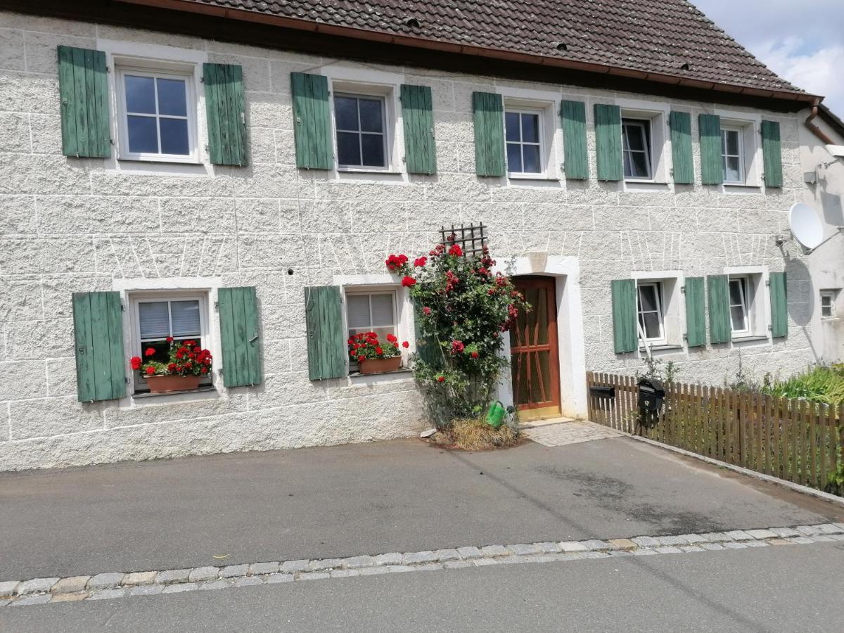 Ferienhaus Wastl 91355 Hiltpoltstein,Moechs 11 Buitenkant foto
